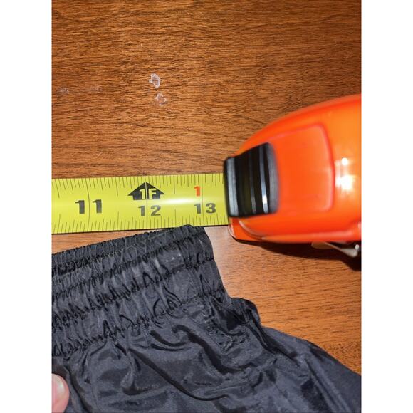 Vintage Nike Black Track Pants Youth XL 26x29 baggy With Zipper Ankles 90s Y2K - Picture 4 of 7